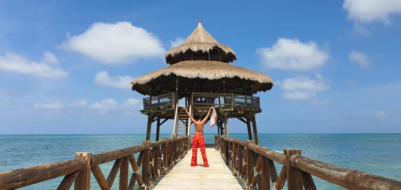 El Embrujo Tintipan Hotel Tintipan Island Buitenkant foto